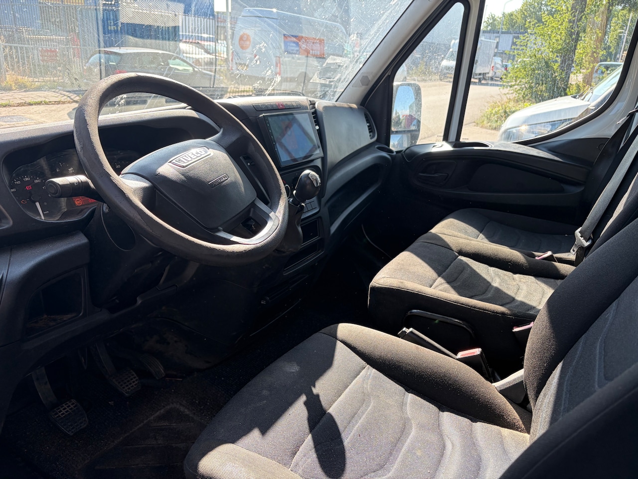 Iveco Daily - 35S12V 2.3 300 H1 Trekhaak 3500 kg Euro 6!