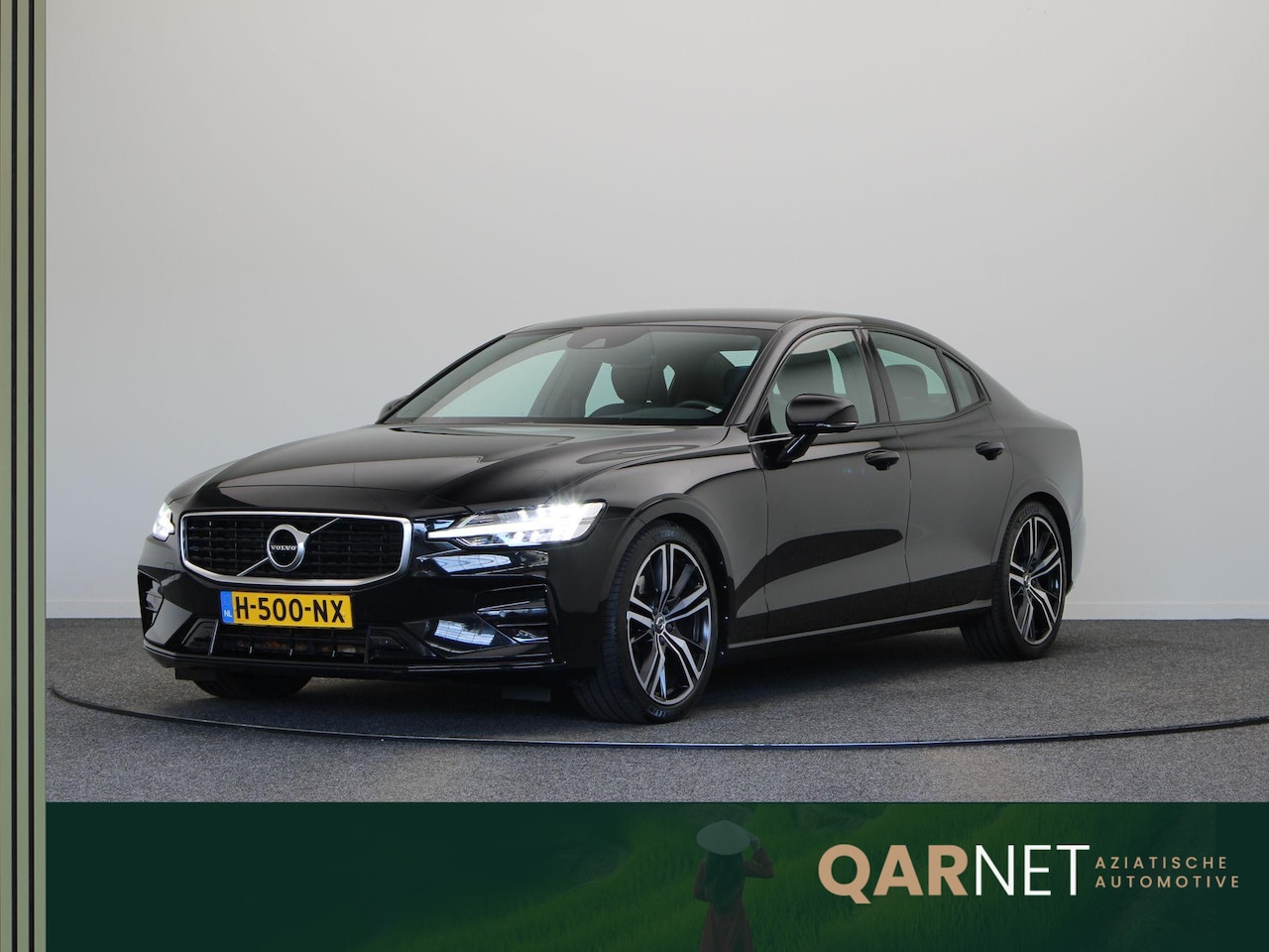 Volvo S60 - 2.0 T4 R-Design | Trekhaak | Elektrische Stoelverstelling met Memory | Achteruitrijcamera - AutoWereld.nl