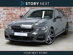 BMW 3-serie - 330i Executive M Sport Automaat / Schuif-kanteldak / Sportstoelen / Achteruitrijcamera / A