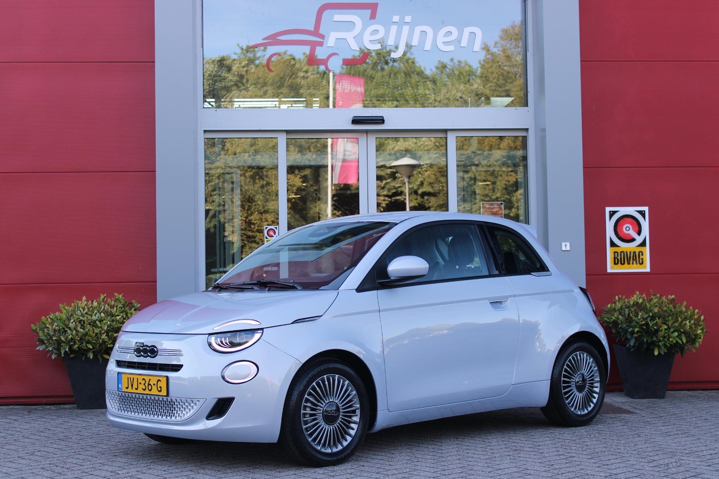 Fiat 500 - 1.0 Hybrid 65PK TORINO LAUNCH EDITION | DRAADLOZE APPLE CARPLAY/ANDROID AUTO | PARKEERSESO - AutoWereld.nl