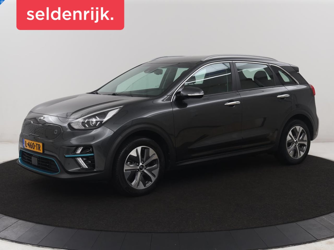 Kia e-Niro - ComfortLine 64 kWh | SOH 93,9% | Half leder | Adaptive cruise | Carplay | Navigatie | Blue - AutoWereld.nl