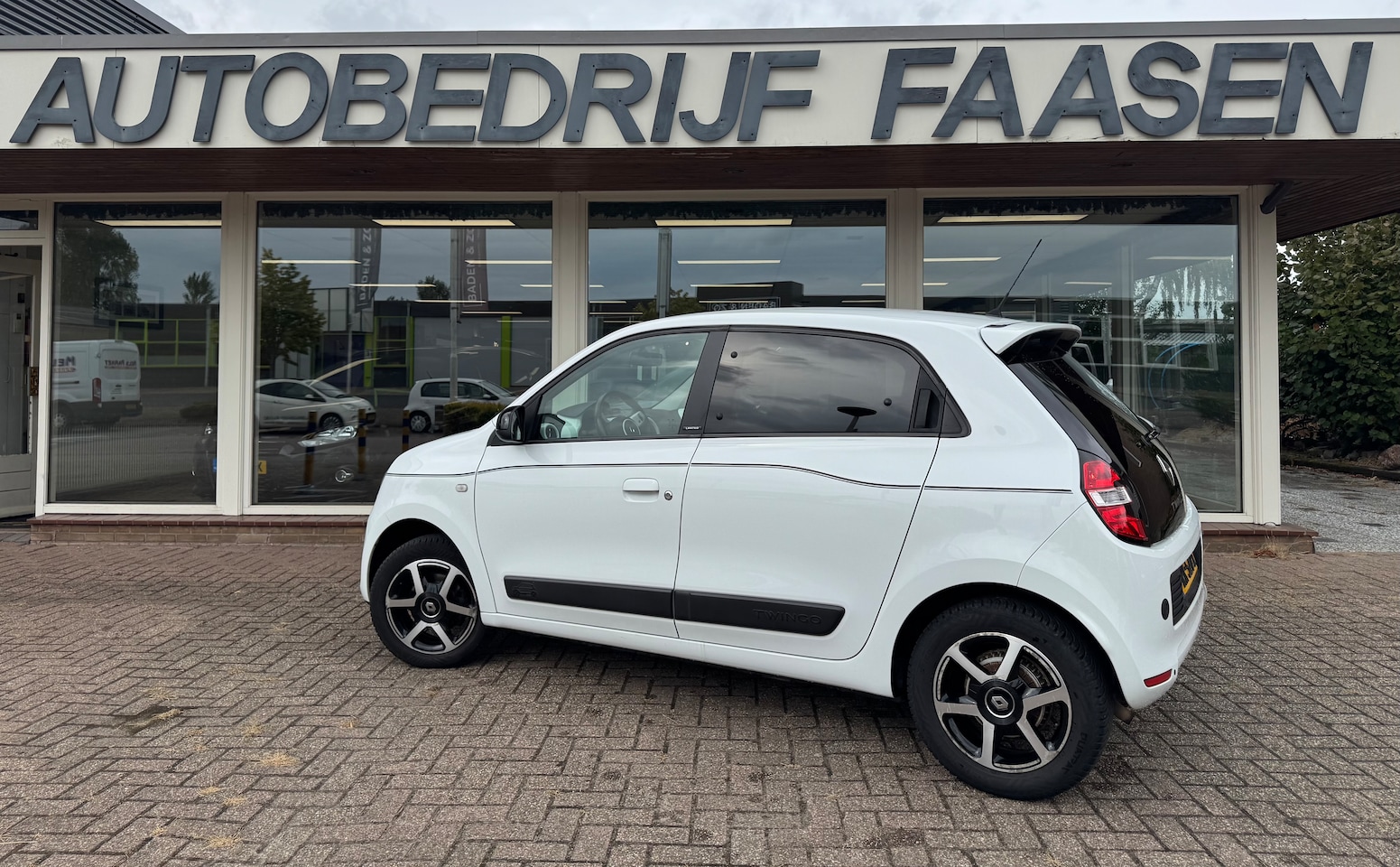 Renault Twingo - 1.0 SCe Limited