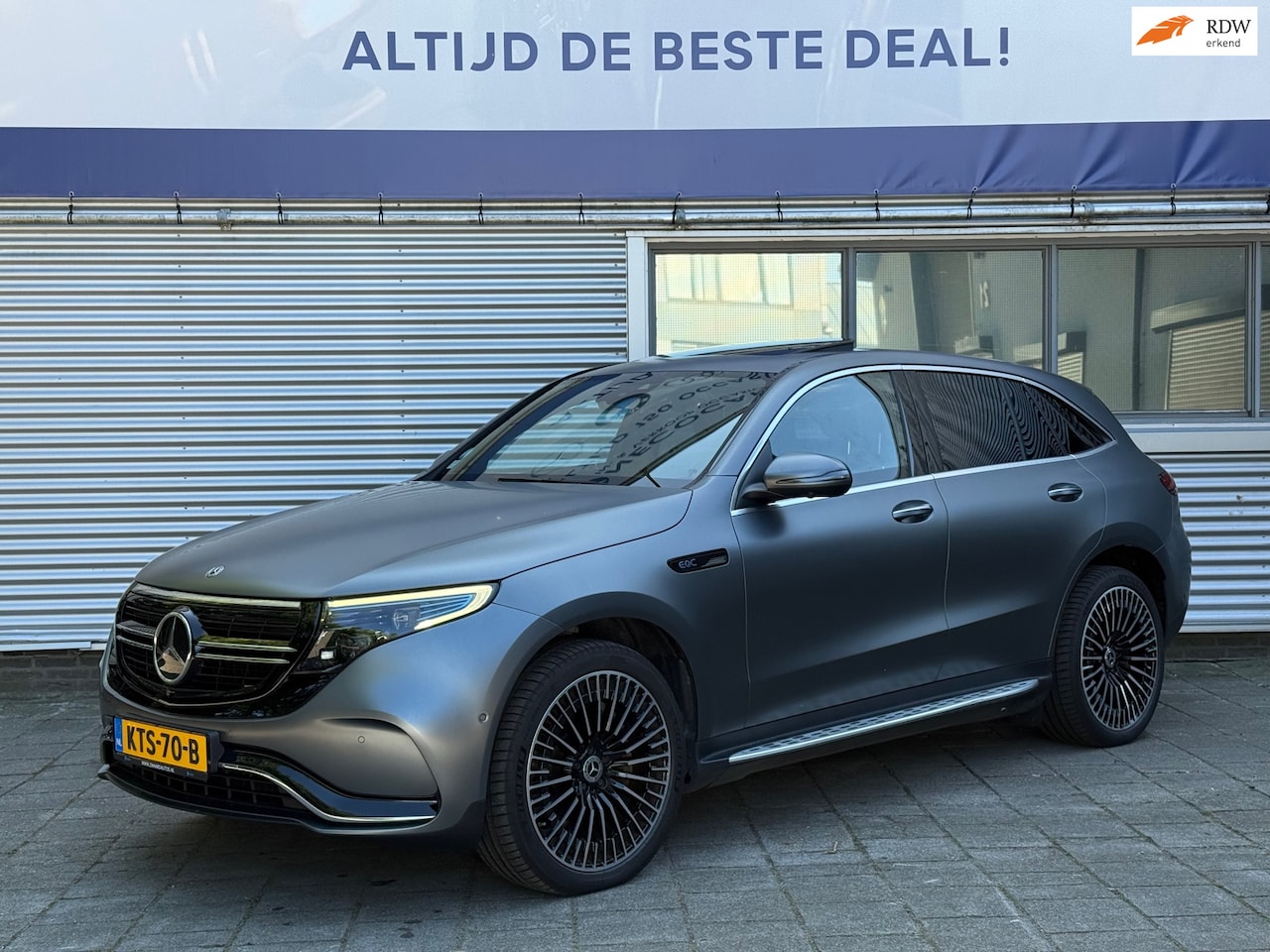 Mercedes-Benz EQC - 400 4-Matic AMG 300KW l Pano l Headup l 360 Camera l Burmester 3D l Airbalance l Thermotro - AutoWereld.nl