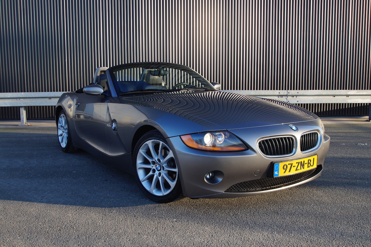 BMW Z4 Roadster - 2.2i 6-Cilinder*Bluetooth*HandBak - AutoWereld.nl