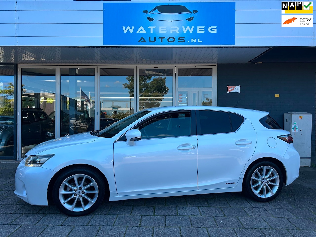 Lexus CT 200h - Hybrid Camera/Leder/Navi/ Top staat! - AutoWereld.nl