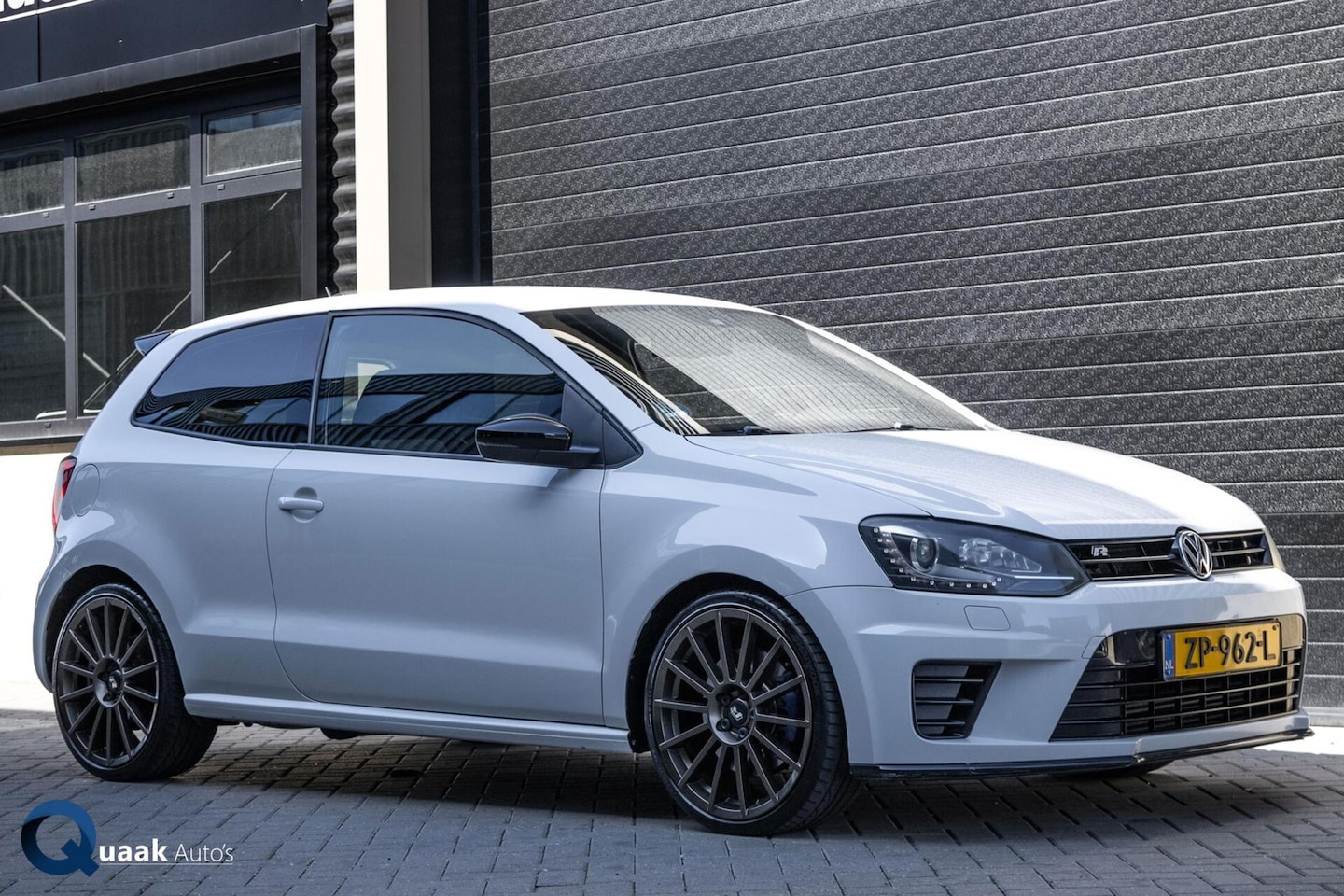 Volkswagen Polo - WRC 2.0 TSI R Street 220PK | LED | CRUISE | STOELVERW. | AIRCO - AutoWereld.nl