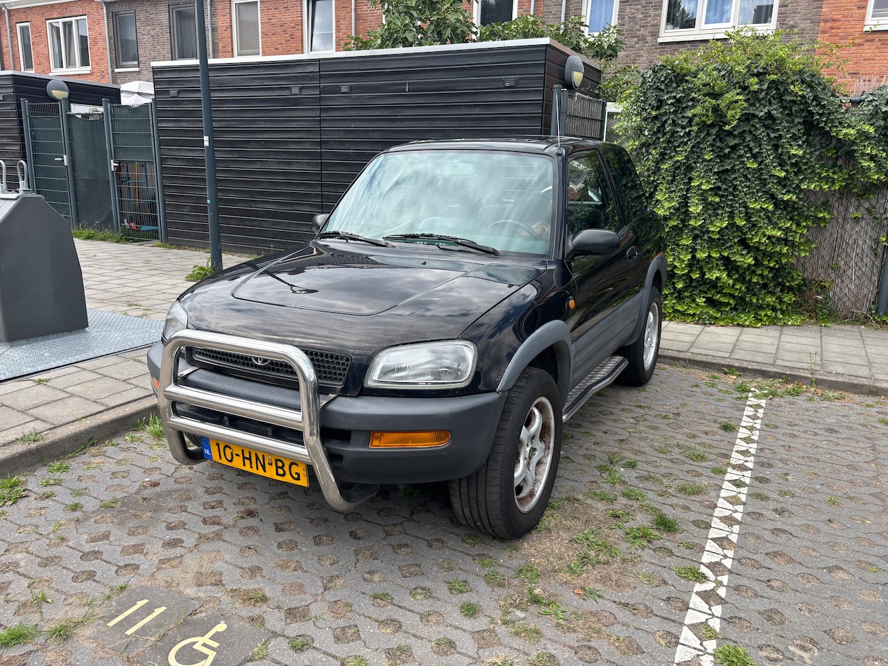 Toyota FunCruiser RAV4 - 2.0i SR - AutoWereld.nl