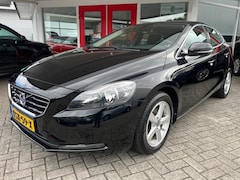Volvo V40 - 1.6 T2 120 PK Momentum Half lederen bekleding Navi PDC Onderhoudshistory