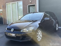 Volkswagen Golf - 1.2 TSI