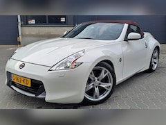 Nissan 370Z - 3.7 V6/338pk/AUT/7Traps/Xenon/Recaro/Nieuwe APK
