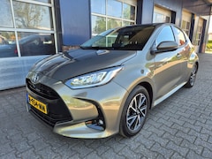 Toyota Yaris - 1.5 Hybrid Dynamic, Trekhaak, Stoelverwarming, Carplay, ALL IN prijs