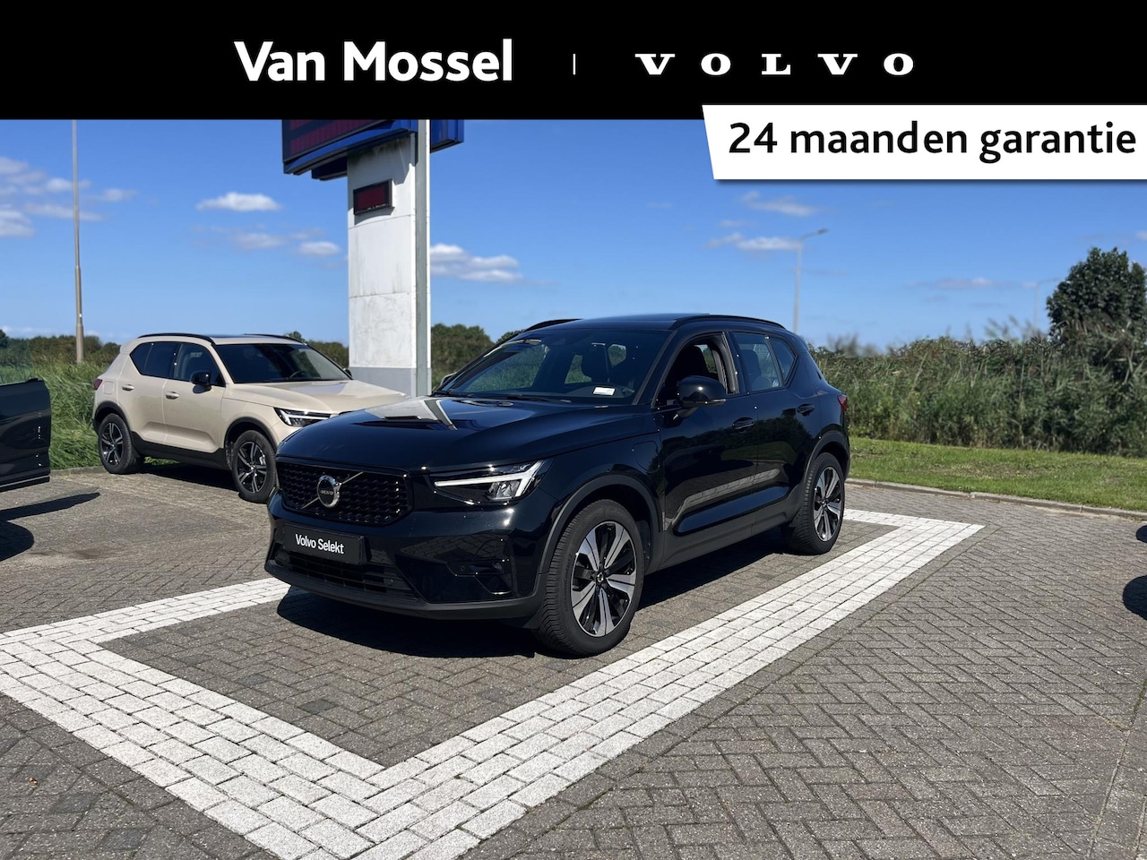 Volvo XC40 - T4 Plug-in hybrid Ultimate Dark | Panoramadak | Trekhaak | Harman / Kardon | Power Seats | - AutoWereld.nl