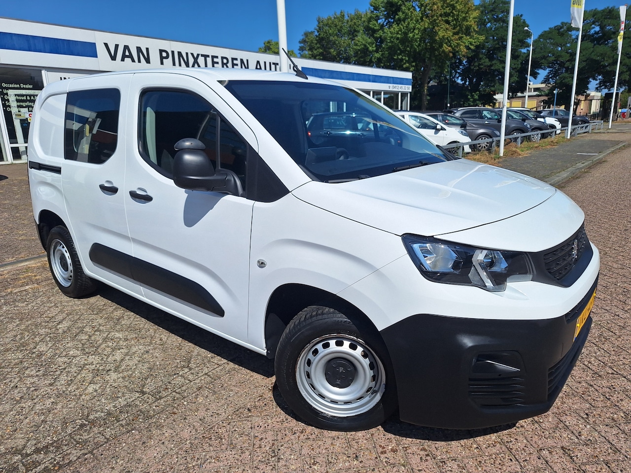 Peugeot Partner - 1.2 PureTech Premium 1.2 PureTech Premium - AutoWereld.nl