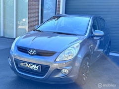 Hyundai i20 - 1.4i DynamicVersion