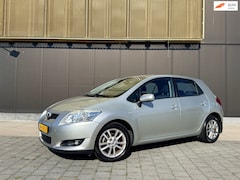 Toyota Auris - 1.6-16V Sol | Airco | Mulifunct stuur | Elektr ramen | 5 - deurs | winterbandset