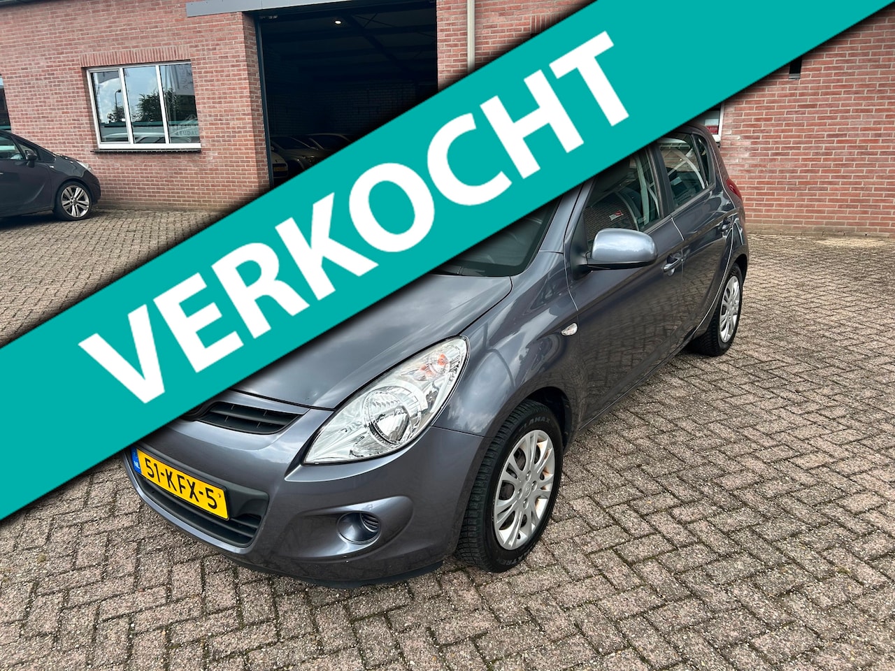 Hyundai i20 - 1.2i Business Edition // Airco // CarPlay - AutoWereld.nl