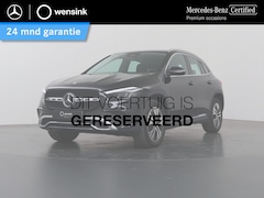 Mercedes-Benz GLA-Klasse - 250 e Luxury Line | Trekhaak | Verwarmd stuur | Winter pakket | 11 KW laden | Stoelverwarm