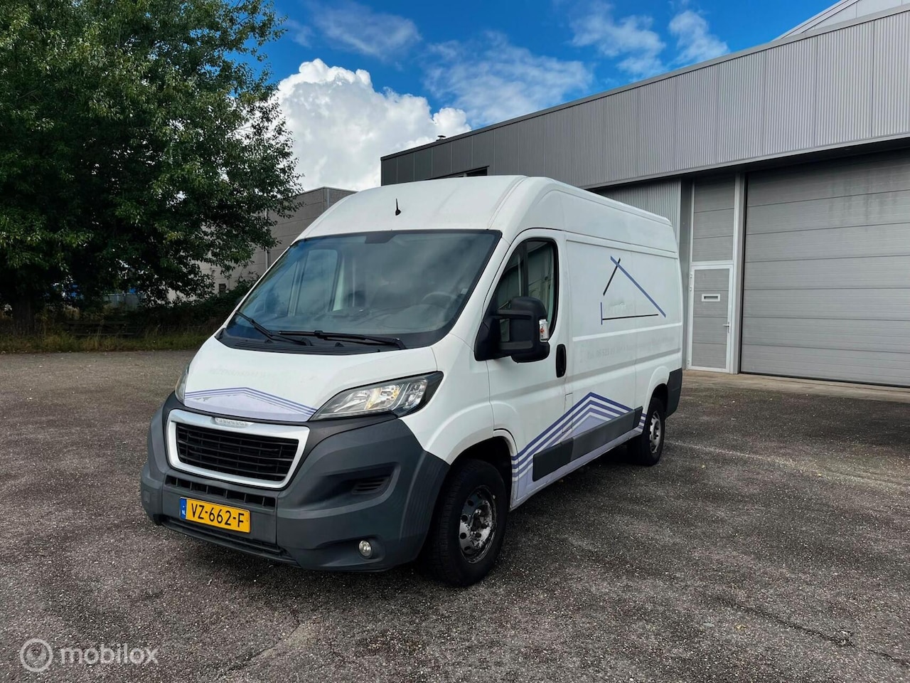 Peugeot Boxer - Bestel 2.0 BlueHDI L2H2 Airco / Cruise / Marge - AutoWereld.nl