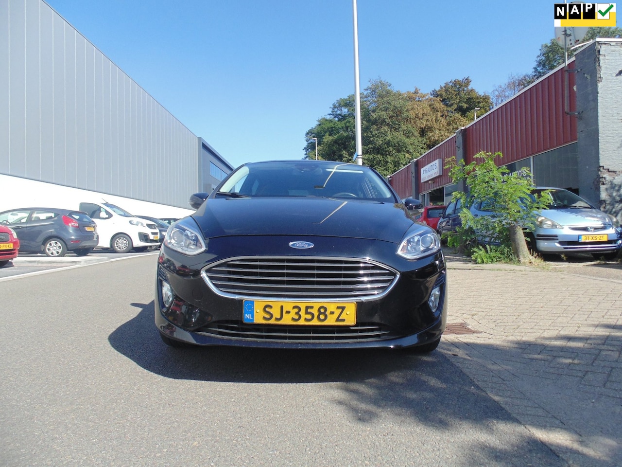 Ford Fiesta - 1.5 TDCi Titanium 06-2018 MET NAVI CAMERA - AutoWereld.nl
