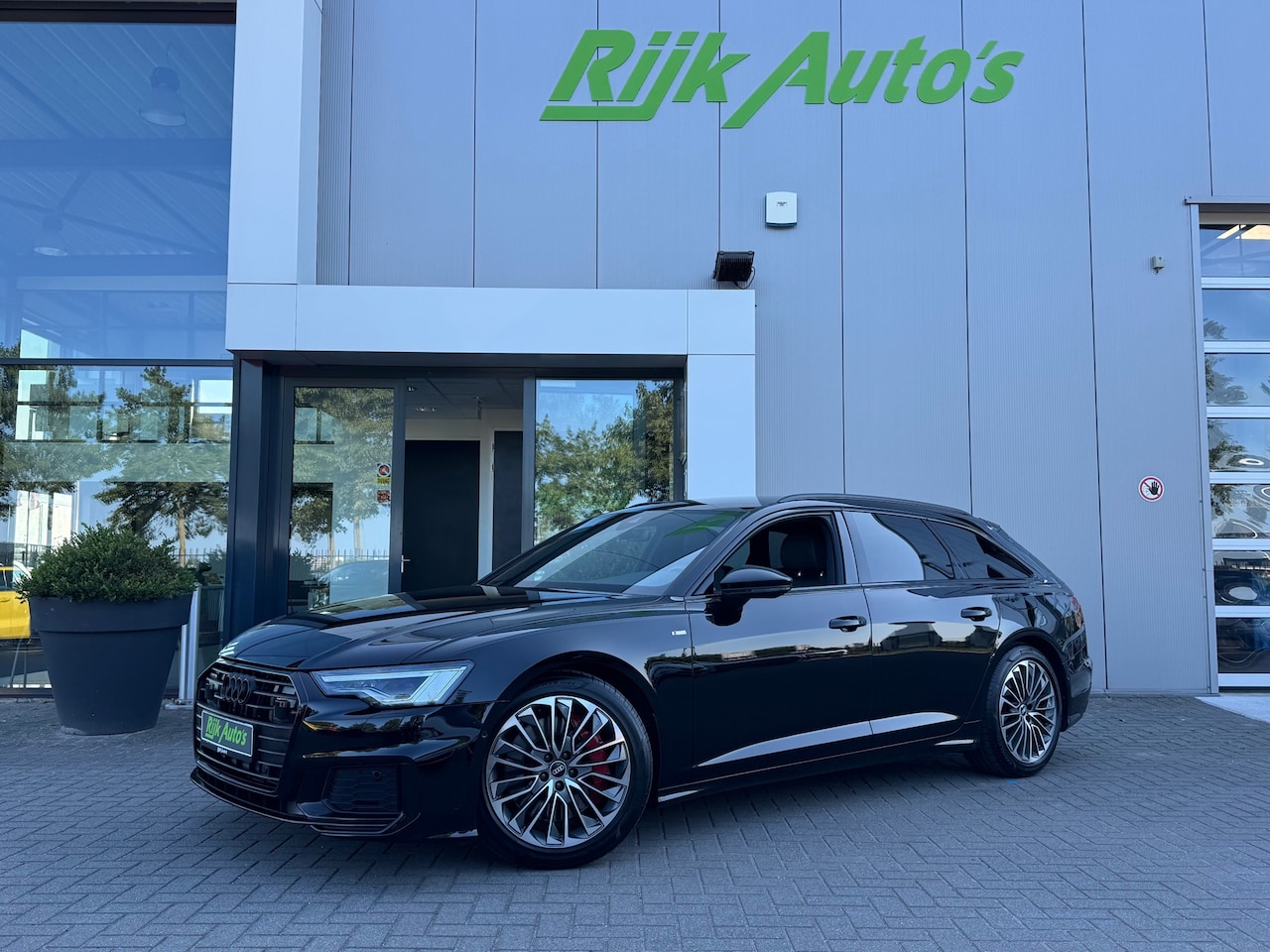 Audi A6 Avant - 55 TFSI e quattro Competition S-Line * Matrix Led * Black Pack - AutoWereld.nl
