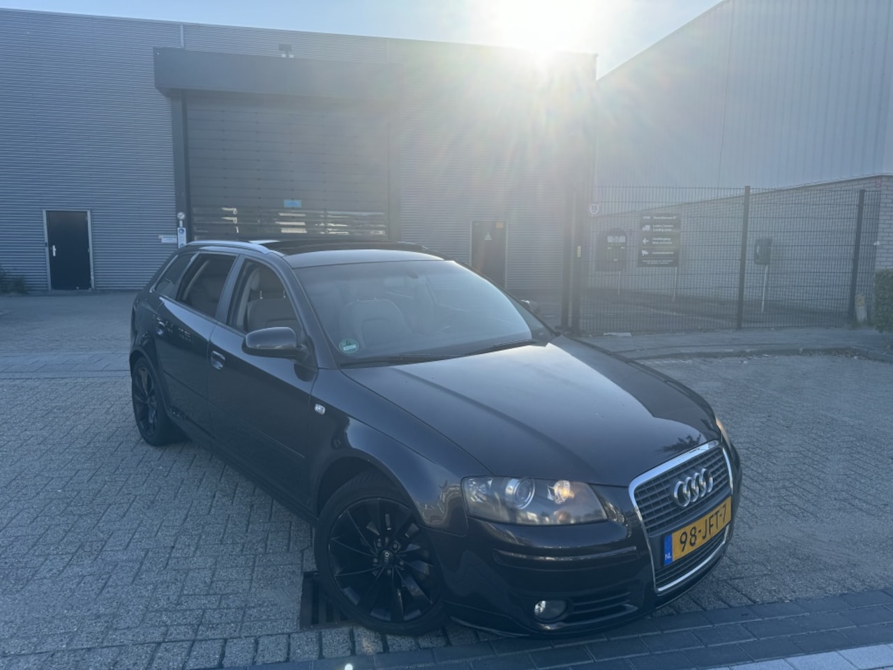 Audi A3 Sportback - 2.0 TDI Attr. B.E. - AutoWereld.nl