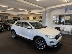 Volkswagen T-Roc - 1.5 TSI*Digitale Dash*Xenon*Automaat*Stoelverwarming