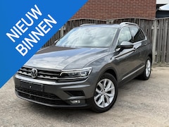 Volkswagen Tiguan - 1.4 TSI ACT Comfortline * Pano * Led * Virtual Cockpit