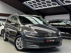 Volkswagen Touran - 1.4 TSI Highline 7p CarPlay
