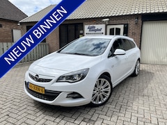 Opel Astra Sports Tourer - 1.4 Turbo GT Xenon Navigatie Trekhaak