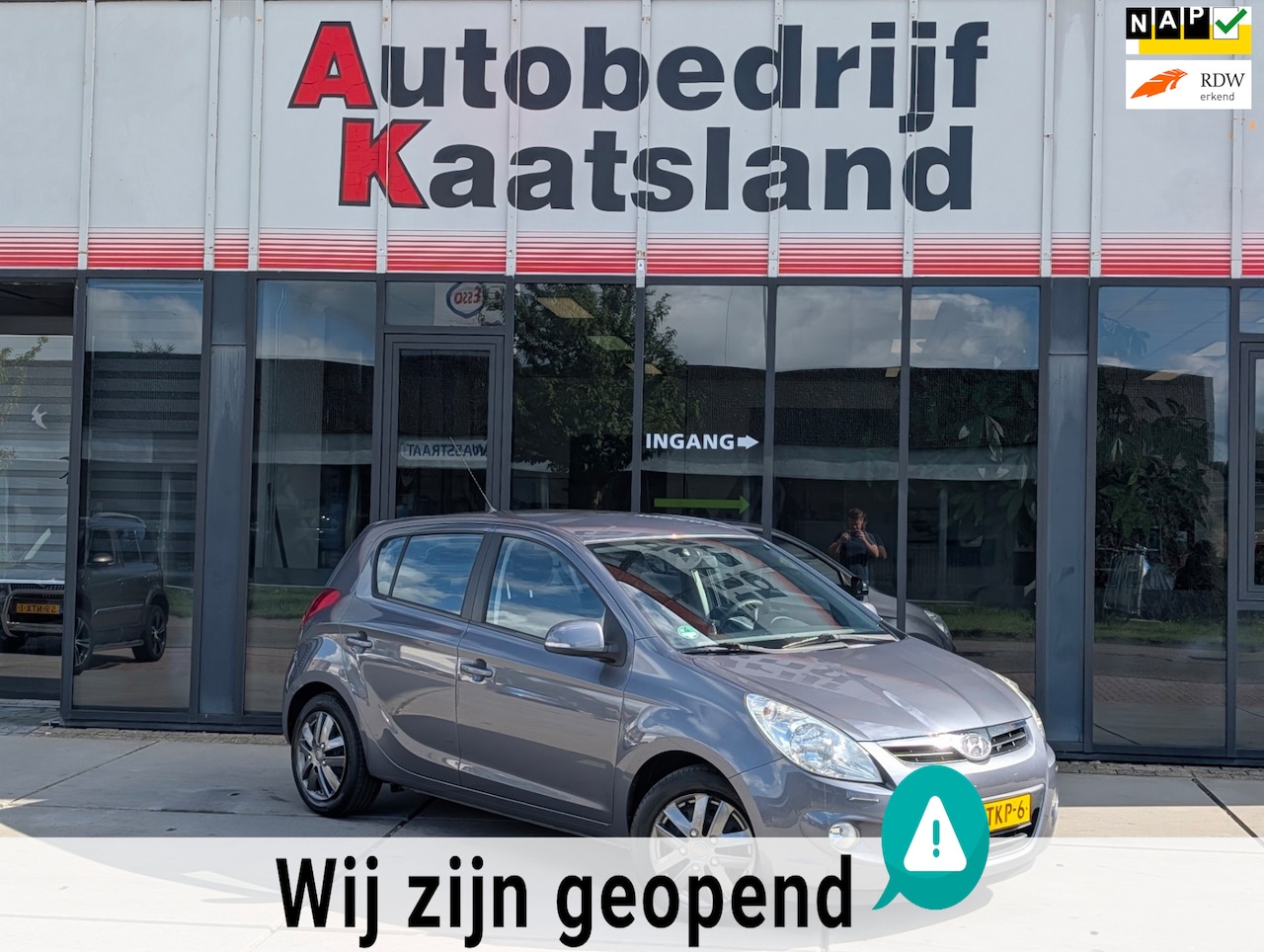Hyundai i20 - 1.2i i-Motion - Airco - Navi- NIEUWE APK - - AutoWereld.nl