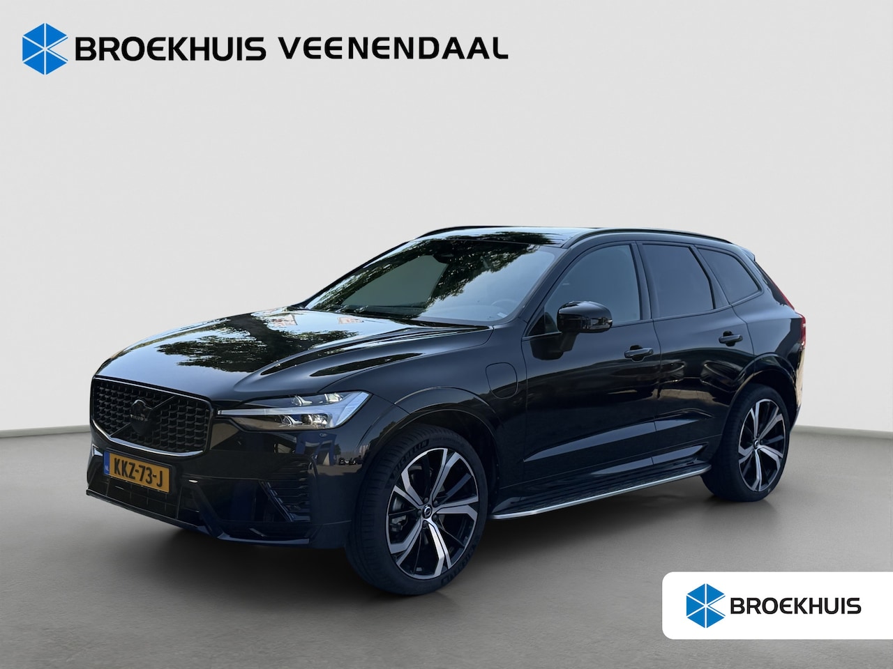 Volvo XC60 - 2.0 T6 Plug-in hybrid AWD Plus Dark Long Range | SOH 97% | Pano | Trekhaak | Stoelverwarmi - AutoWereld.nl