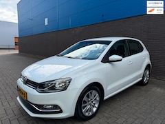 Volkswagen Polo - 1.2 TSI Highline | DSG | Stoelverwarming | Parkeersensoren v/a | LM Velgen | El. Ramen & S