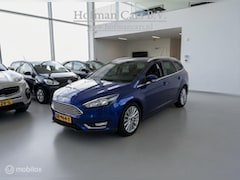 Ford Focus Wagon - 1.0 EcoBoost Titanium Edition | 125 pk | Trekhaak | Distributie nieuw