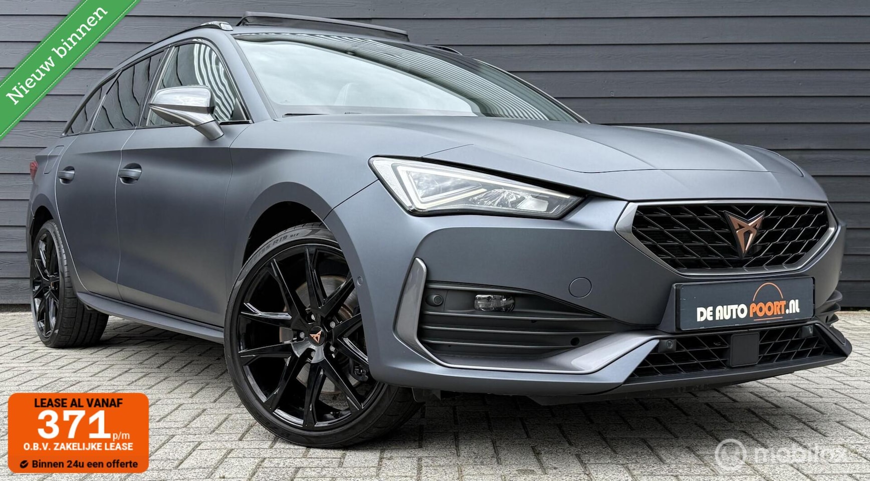 CUPRA Leon Sportstourer - 1.4 e-Hybrid 245PK VZ Pano.dak/Elektr.pakket - AutoWereld.nl