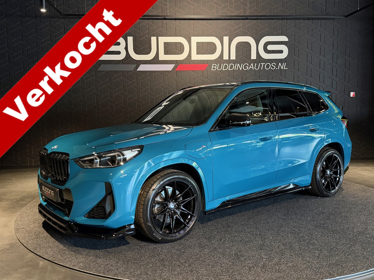 BMW X1 - xDrive30e | M-sport | Pano | Head-up | 20 inch - AutoWereld.nl