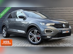 Volkswagen T-Roc - 2.0 TSI 4M. Sport R-line/Pano.dak/Viritual