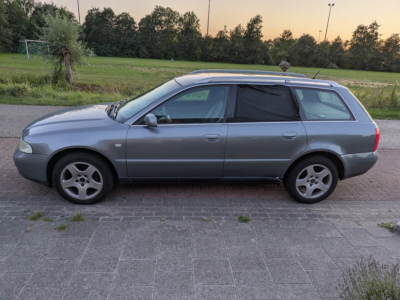 Audi A4 Avant - 1.8 5V Advance - AutoWereld.nl