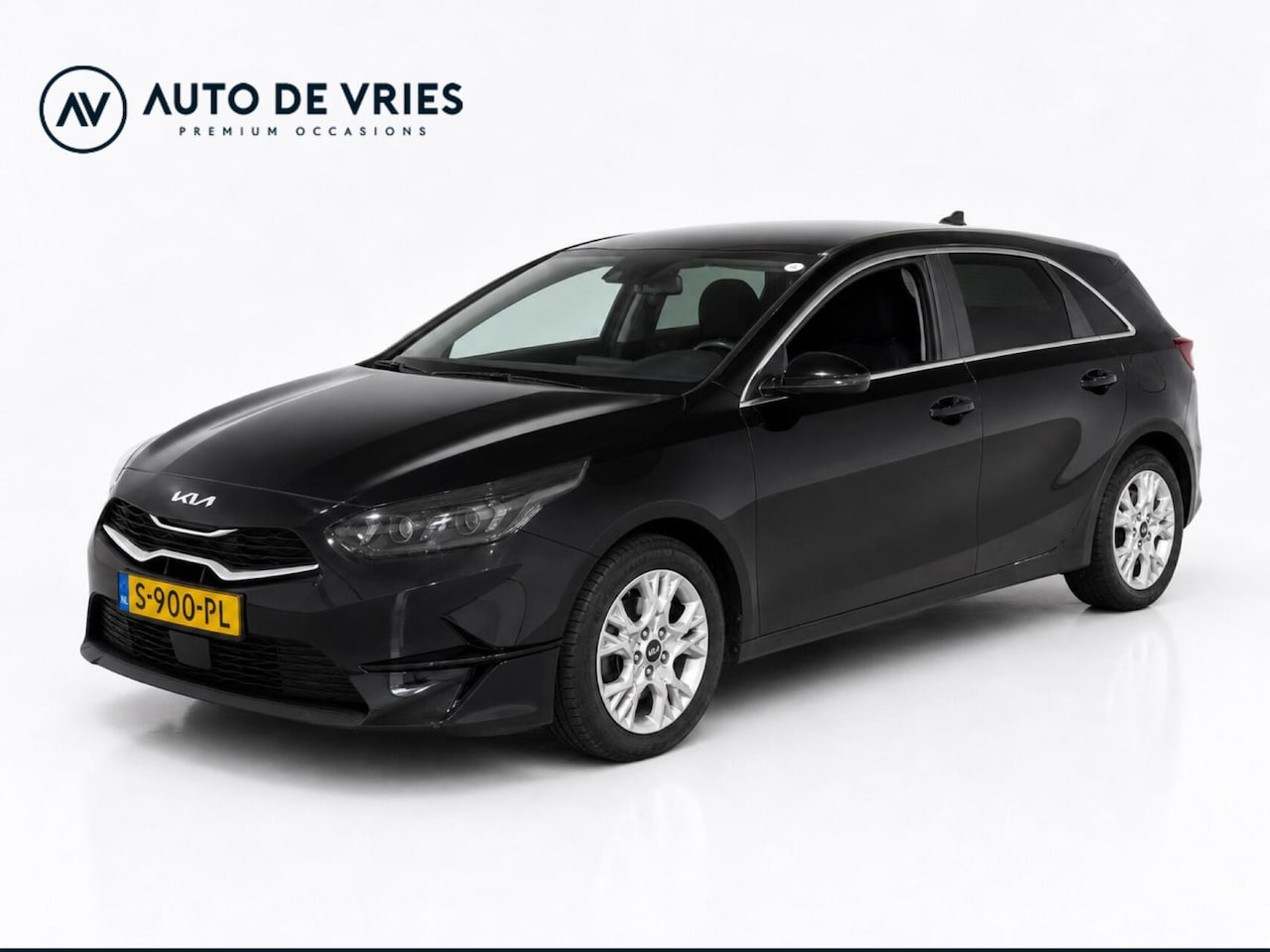 Kia Cee'd - Ceed 1.0 T-GDi 120pk DynamicPlusLine | Navigatie | Camera | Winterpakket - AutoWereld.nl