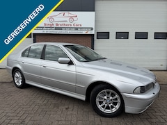 BMW 5-serie - 525i EXE AUT LEER XENON Y-TIMER ROESTVRIJ