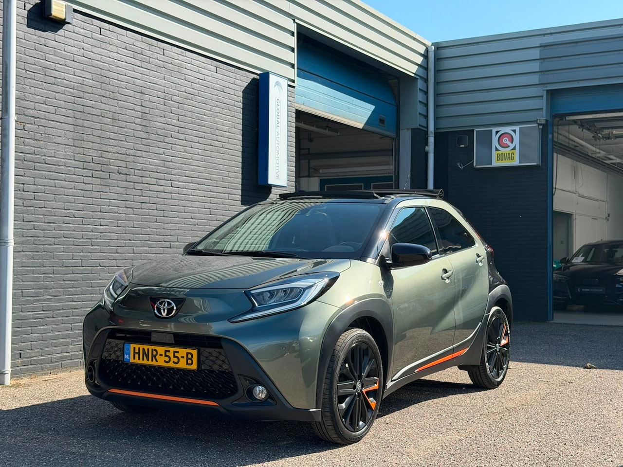 Toyota Aygo X - 1.0 VVT-i LIMITED - CABRIO - JBL - ACC - CARPLAY - CAMERA - AutoWereld.nl