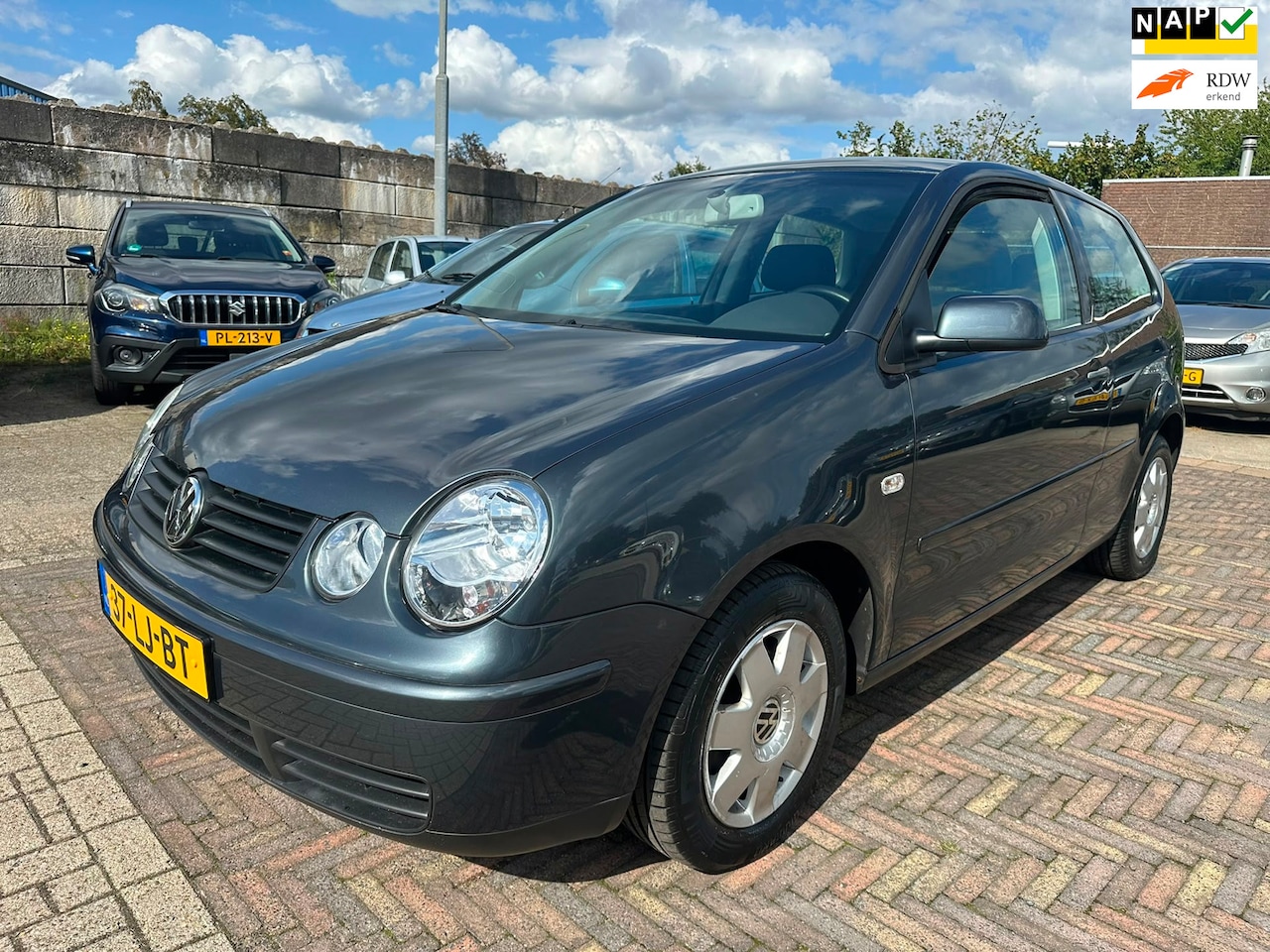 Volkswagen Polo - 1.4-16V Highline CLIMA/ CRUISE/ EERSTE EIGENAAR! - AutoWereld.nl