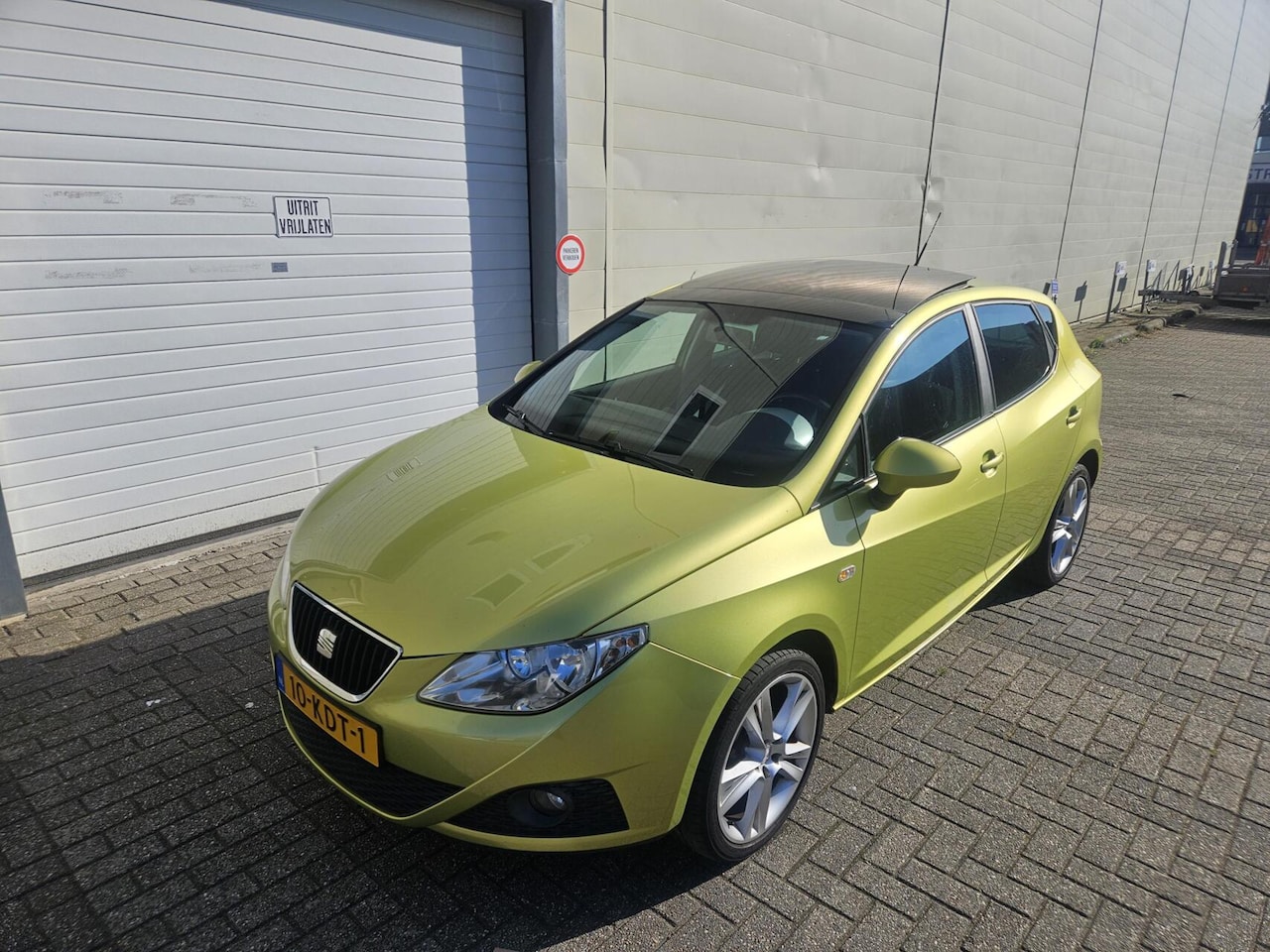 SEAT Ibiza - 1.6 Sport Pano Cruise Climate - AutoWereld.nl