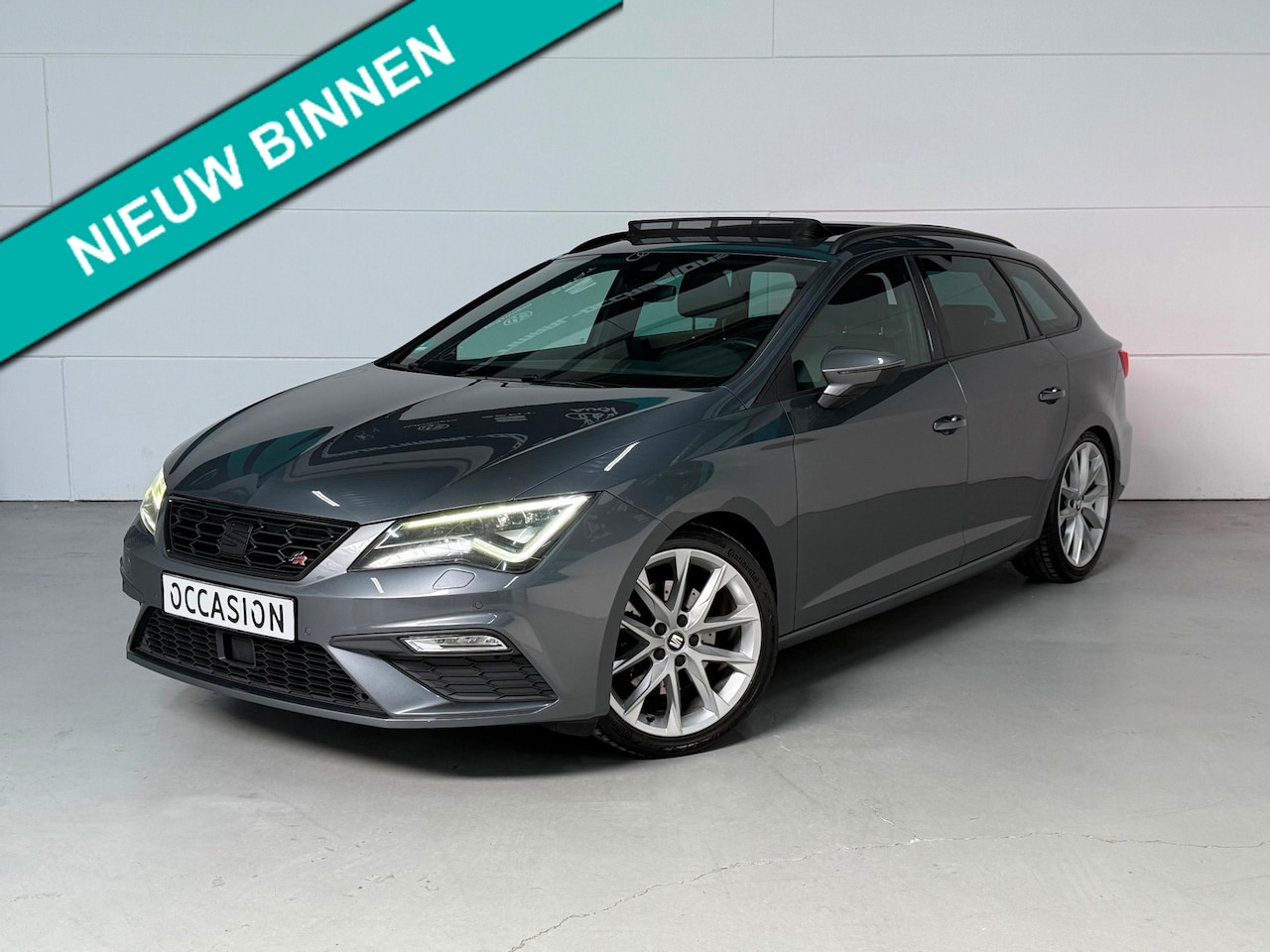 SEAT Leon - 1.8 TSI FR Pano LED Carplay Lane ACC Cam Vol - AutoWereld.nl