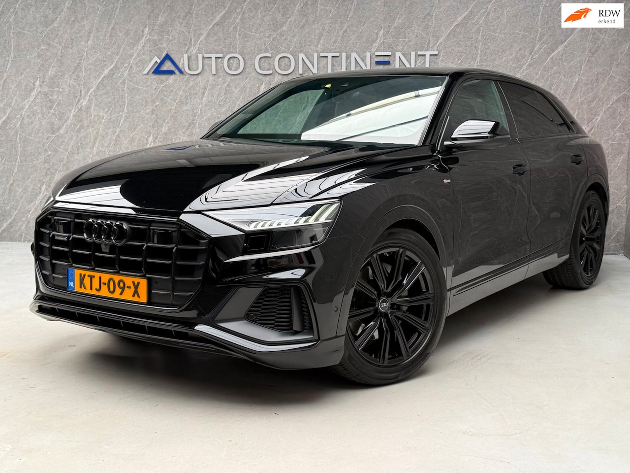 Audi Q8 - 55 TFSI quattro S-Line / Dealer Onderhouden - AutoWereld.nl