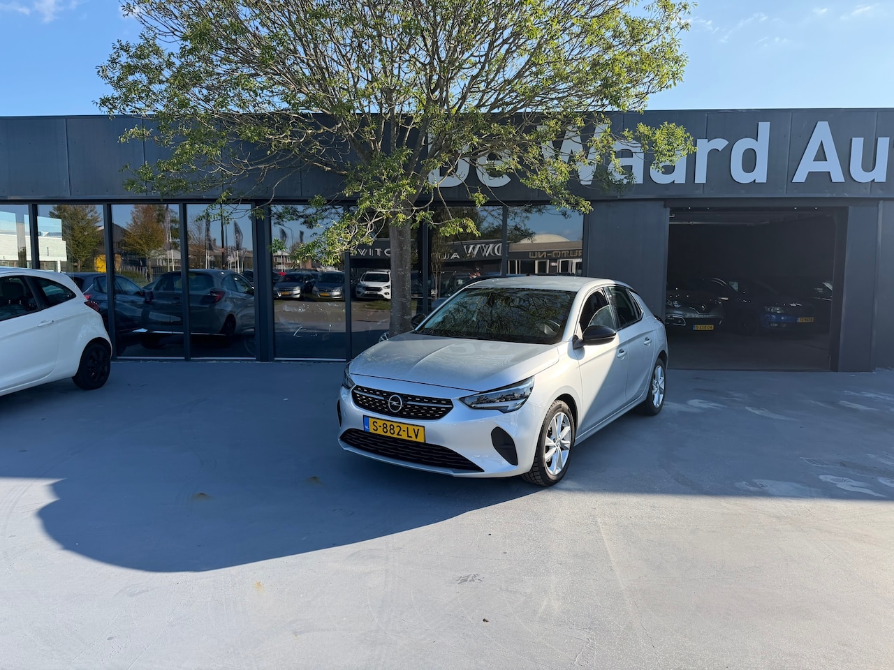 Opel Corsa - 1.2 Level 3/ airco/cruise/Carplay/ NAP/1e eigenaar/dealer onderhouden/12 maanden garantie - AutoWereld.nl