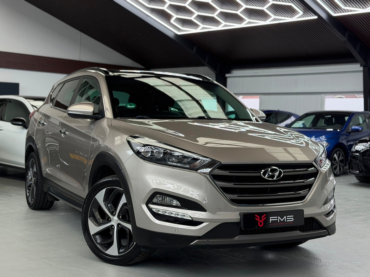 Hyundai Tucson - 1.6 T-GDi 4WD Camera Trekhaak Panorama - AutoWereld.nl