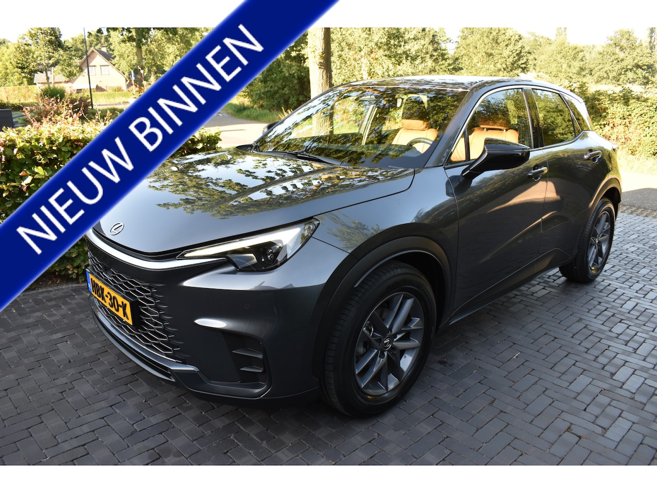 Lexus LBX - 1.5 Cool 2WD AUT. LEER, ACC 16DKM NIEUWSTAAT! - AutoWereld.nl