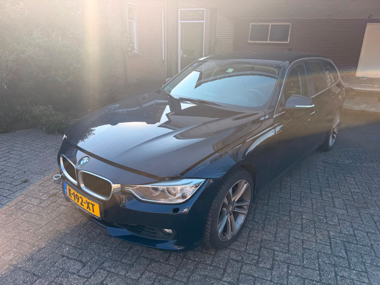 BMW 3-serie Touring - 320i xDrive | MOTOR PROBLEEM | EXPORT | HANDEL | - AutoWereld.nl