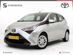 Toyota Aygo - 1.0 VVT-i x-play | Airco | Camera | Bluetooth | All-season | Elek. ramen
