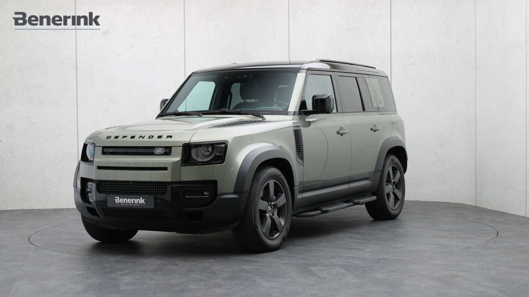Land Rover Defender 110 - 2.0 P400e 110 SE | Head-up | Meridian | Panoramadak | Trekhaak | Cold Climate | Black Exte - AutoWereld.nl